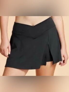 Blogilates Women’s Black Skort - Size XS